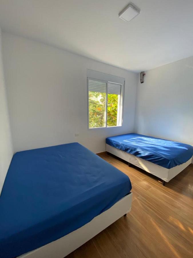 Apartamento Guarujá Pitangueiras 50 metros da Praia. Exterior foto